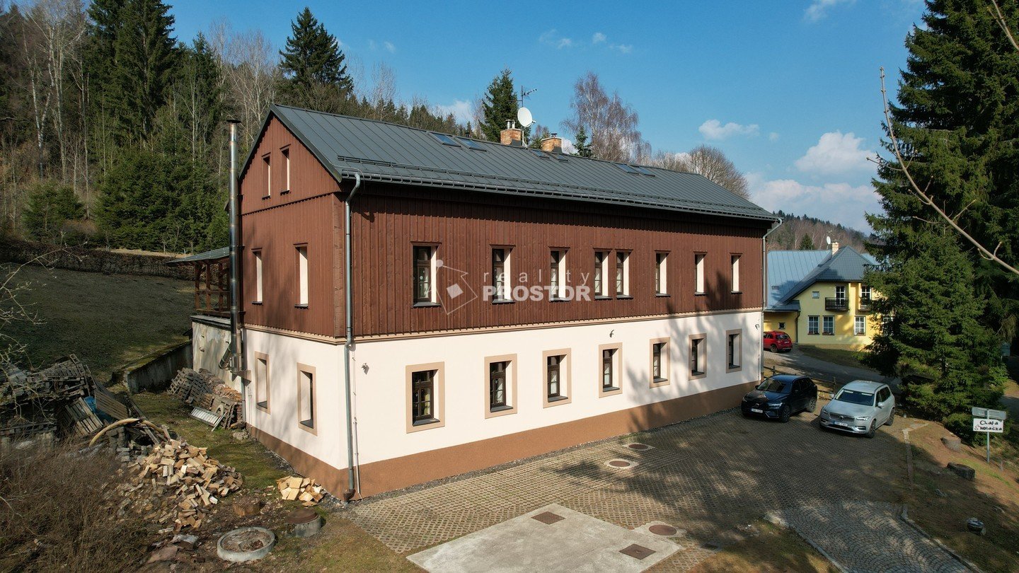 tn_zoom_filename_154343